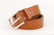 Carica l&#39;immagine nel visualizzatore di Gallery, cintura-cuoio-artigianale-handmade-leather-belt-jeandessel-
