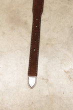 Carica l&#39;immagine nel visualizzatore di Gallery, cintura-cuoio-pelle-scamosciata-suede-artigianale-handmade-leather-belt-western-jeandessel-

