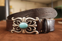 Carica l'immagine nel visualizzatore di Gallery, cintura-cuoio-artigianale-handmade-leather-belt-native-turquoise-vintage-jeandessel-