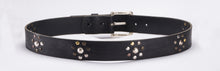 Carica l'immagine nel visualizzatore di Gallery, cintura-cuoio-artigianale-borchie-handmade-leather-belt-studs-jeandessel-