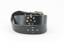 Carica l'immagine nel visualizzatore di Gallery, artigianale-cinture-western-rugged-solidbrass-borchie-turchesi-handmade-leather-belt-