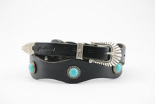 Carica l'immagine nel visualizzatore di Gallery, CINTURA IN CUOIO CON TURCHESI