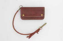 Carica l'immagine nel visualizzatore di Gallery, portafoglio-cuoio-biker-catena-treccia-leather-wallet-