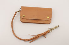 Carica l'immagine nel visualizzatore di Gallery, portafoglio-cuoio-biker-catena-treccia-leather-wallet-