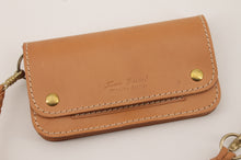 Carica l'immagine nel visualizzatore di Gallery, portafoglio-cuoio-biker-catena-treccia-leather-wallet-