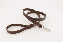 Carica l'immagine nel visualizzatore di Gallery, guinzaglio-cuoio-ottone-artigianale-jeandessel-handmade-leather-leash-