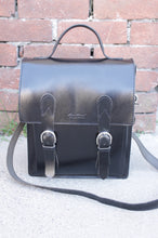 Carica l&#39;immagine nel visualizzatore di Gallery, borsa-cuoio-artigianale-handmade-zaino-bag-backpack-leather-jeandessel-handbag-
