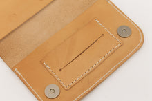 Carica l'immagine nel visualizzatore di Gallery, porta tabacco-artigianale-cuoio-handmade-tobacco case-jeandessel-
