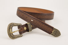 Carica l'immagine nel visualizzatore di Gallery, cintura-cuoio-western-artigianale-handmade-leather-belt-handpainted-basketweave-