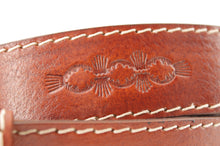 Carica l'immagine nel visualizzatore di Gallery, western-cintura-cuoio-artigianale-jeandessel-vintage-leather-belt-handmade-studs-borchie-turchesi-turquoise-
