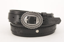 Carica l'immagine nel visualizzatore di Gallery, cintura-cuoio-artigianale-western-handmade-leather-belt-studded-borchie-conchos-