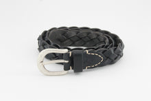 Carica l&#39;immagine nel visualizzatore di Gallery, cintura-intrecciata-treccia-artigianale-jeandessel-woven-belt-leatherbelt-handmade-
