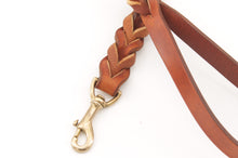 Carica l&#39;immagine nel visualizzatore di Gallery, guinzaglio-cuoio-ottone-artigianale-jeandessel-handmade-leather-leash-
