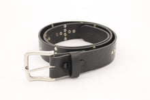 Carica l&#39;immagine nel visualizzatore di Gallery, cintura-artigianale-cuoio-borchiata-handmade-leather-belt-jeandessel-
